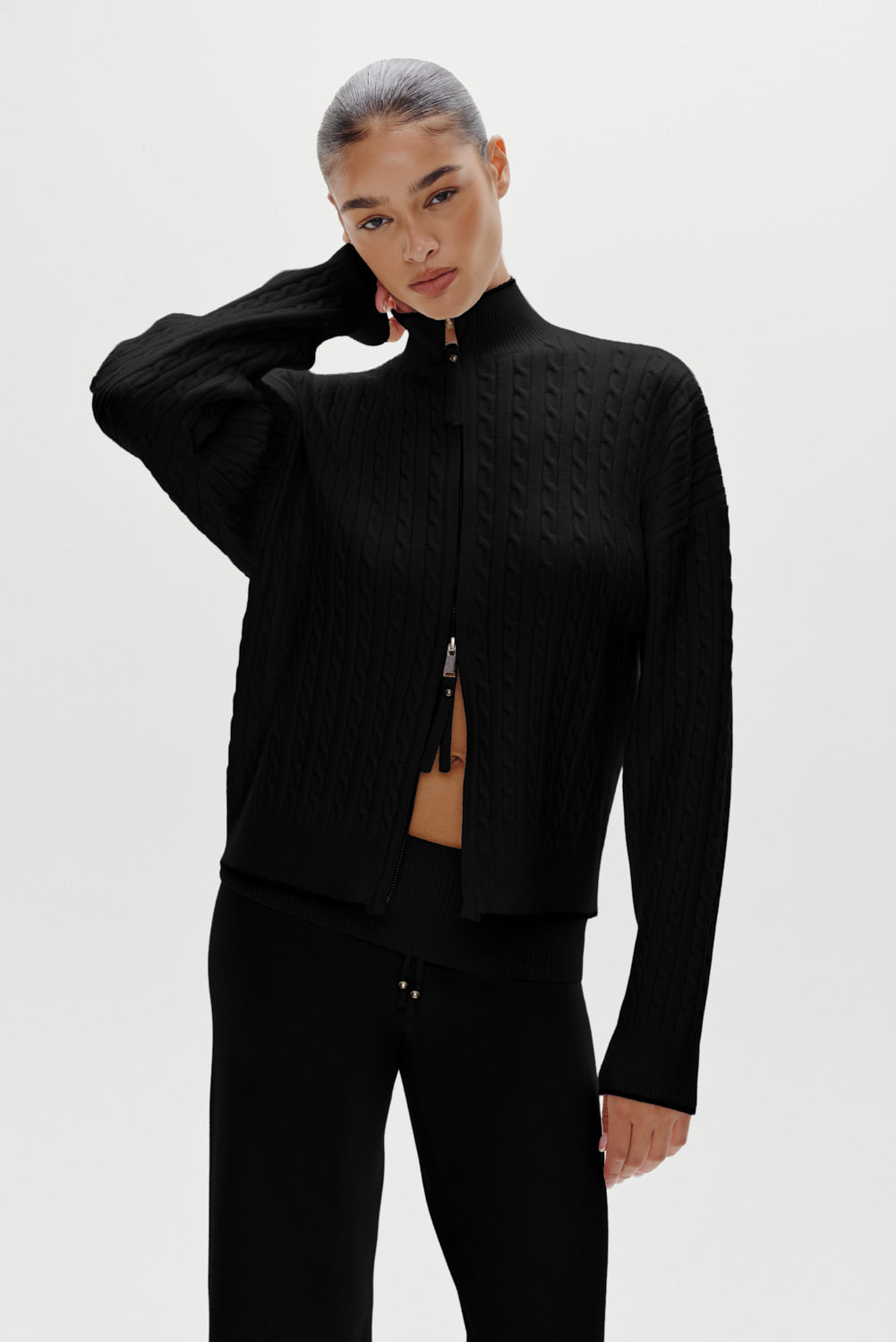 Bea Cloud Knit Zip Up Sweater - Black